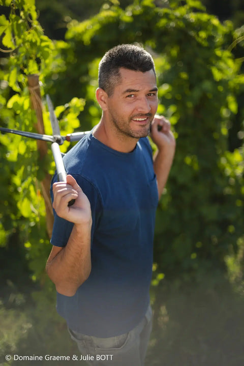 DOMAINE GRAEME & JULIE BOTT